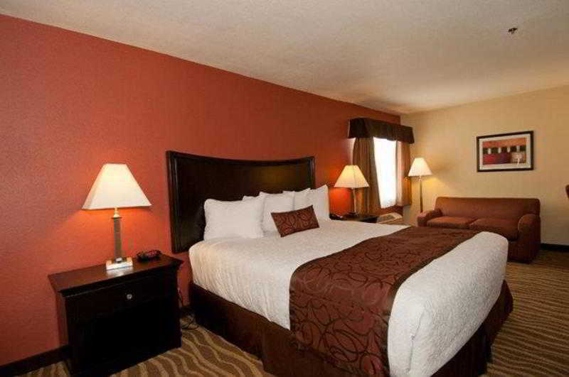 Best Western Plus Corning Inn Room photo